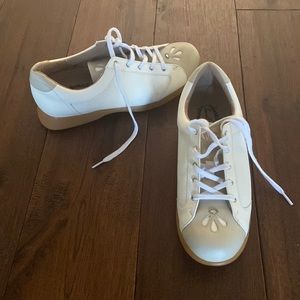 BNIB Ladies Golf Shoes 8.5